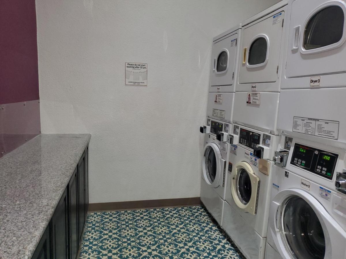 Gaslamp Hostel Сан-Дієго Екстер'єр фото