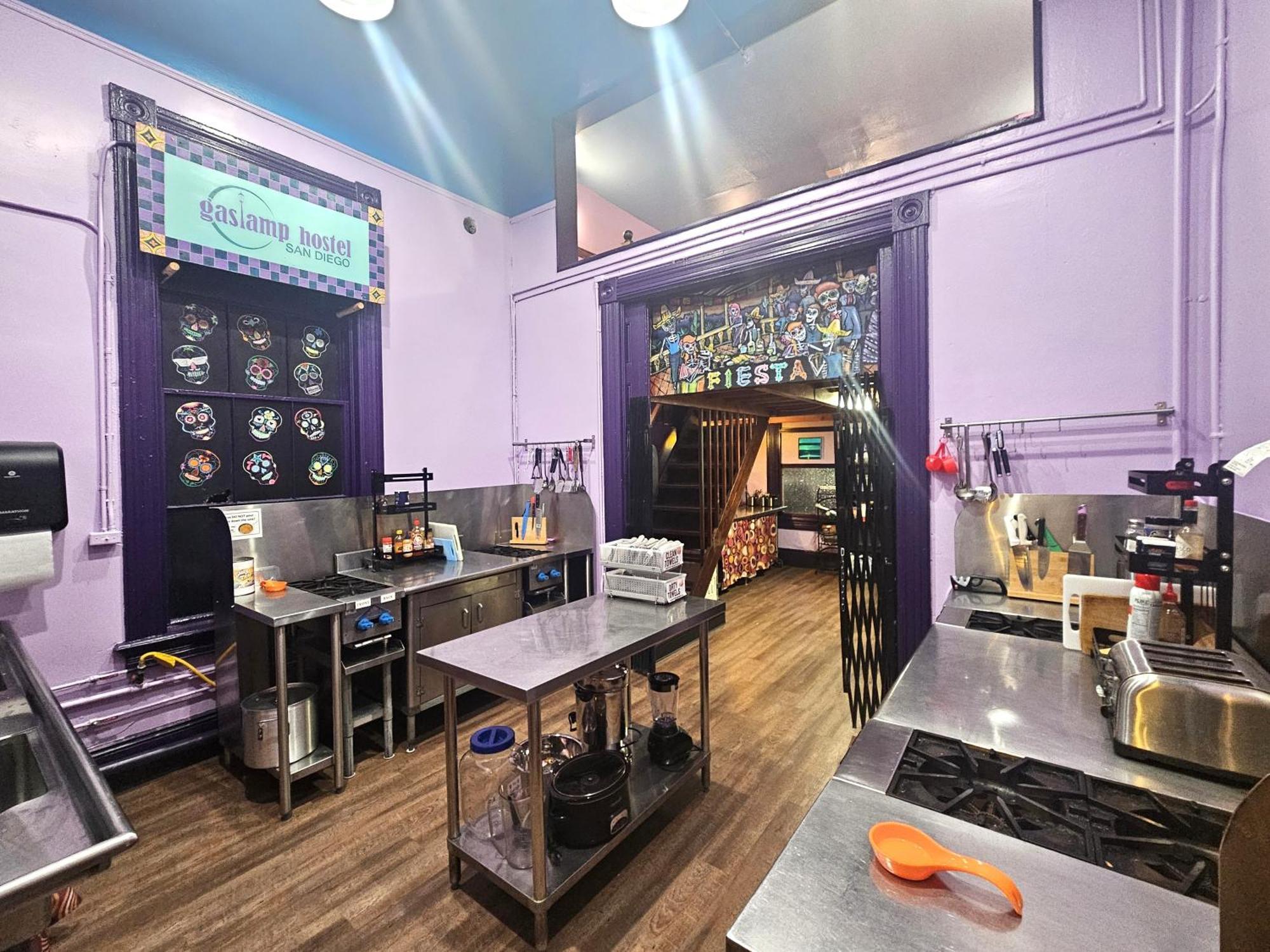 Gaslamp Hostel Сан-Дієго Екстер'єр фото